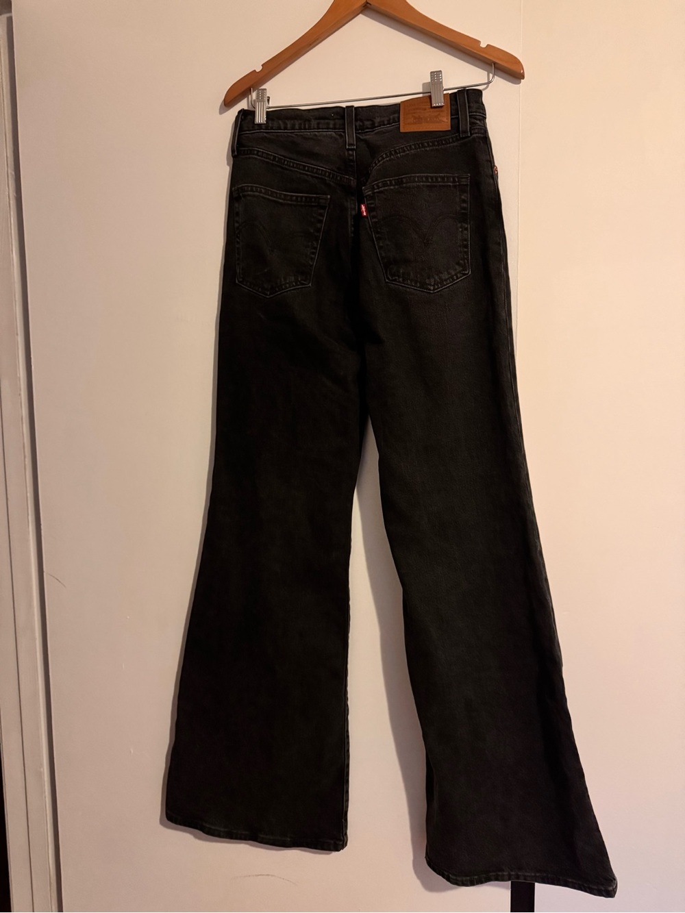 Levi's Black Ribcage Bell - Picture 3 of 5